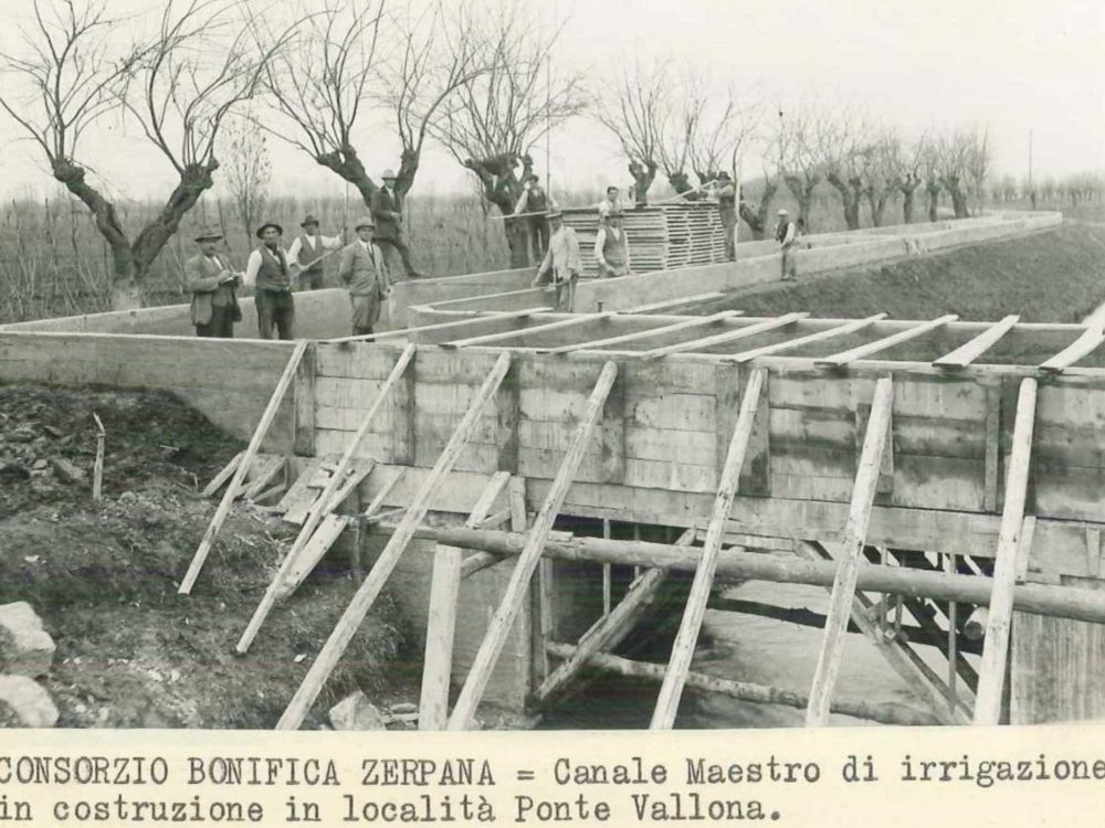 Canale-Maestro-di-Irrigazione-in-Costruzione-in-Località-Ponte-Vallona